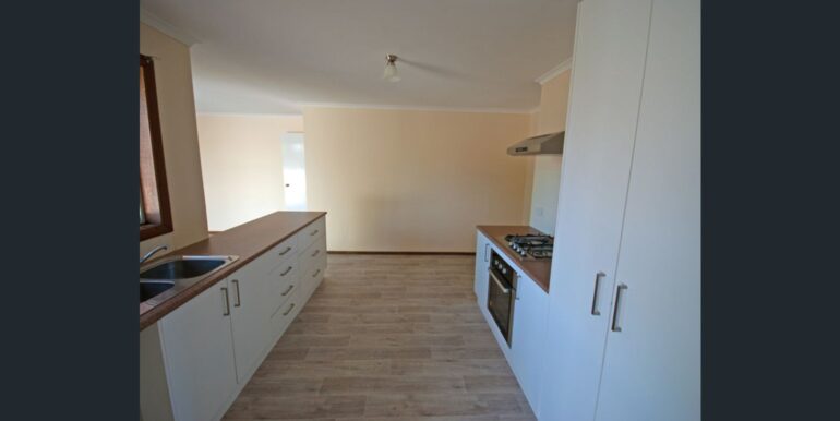 Part kitchen